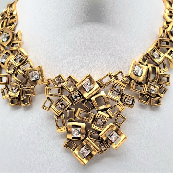 Oscar de la Renta Diamond Swarovski Crystal Square Cluster Statement Necklace - Picture 10 of 14